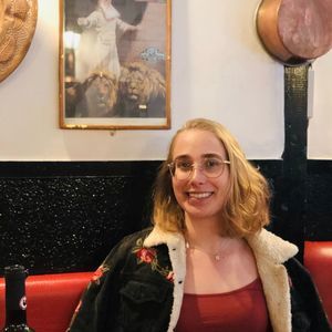 Meet your Posher, Stephanie